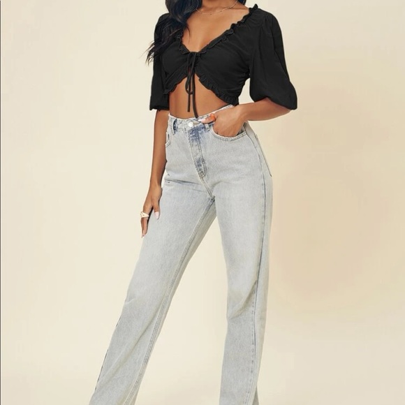 SHEIN Ruffled Self-Tie Puff Sleeve Crop Top in Black — Large - Picture 4 of 7